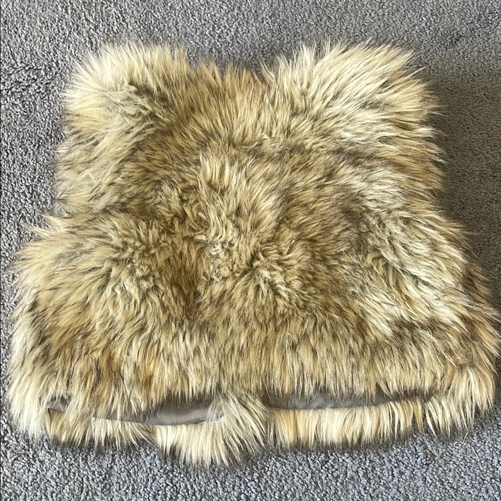 Old Navy Faux Fur Vest